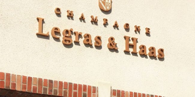 Schriftzug Champagne Legras&Haas